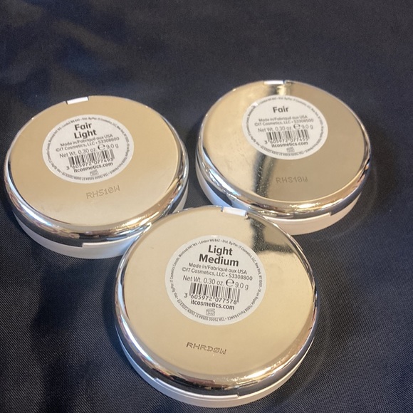 IT cosmetics Dark Powder foundations bye-bye - Picture 4 of 7